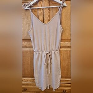 V Neck Sling Dress Elastic Waist Lace, up shoulder strings. Size small